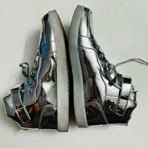 Silver LED light Men’s shoes,size 13
